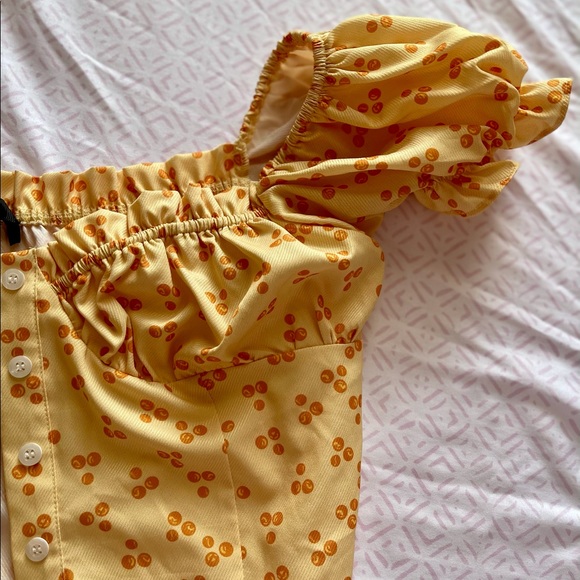 Love andOther things milkmaid crop topcherry print - Picture 7 of 7